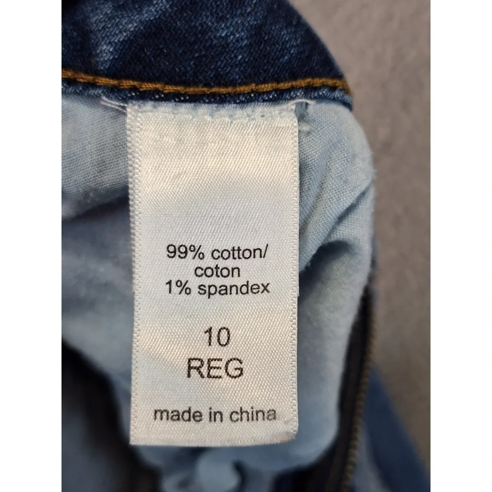 Maurices Jeans Womens 10 Reg (Fits 33x28) Blue Denim Faded Distressed Streetwear